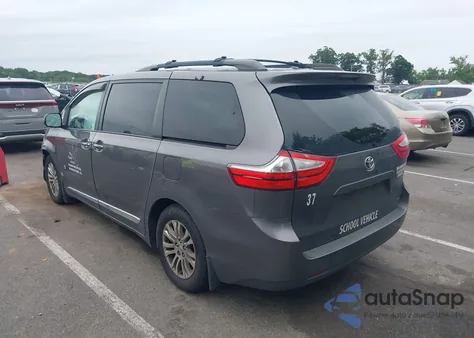 2016 Toyota Sienna Xle 8 Passenger z USA, uszkodzony, nr VIN 5TDYK3DC9GS741757